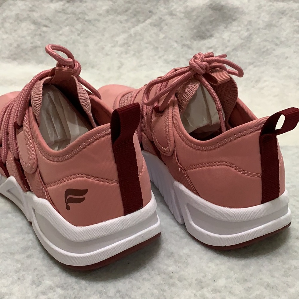 New Fabletics Brookstone Performance Sneaker - image 4